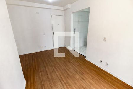 Sala de apartamento para alugar com 2 quartos, 47m² em Jardim Henriqueta, Taboão da Serra
