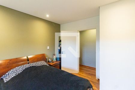 Suíte 1 de casa de condomínio para alugar com 4 quartos, 460m² em Recantinho, Carapicuíba