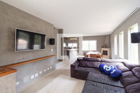 Casa de Condomínio para alugar com 4 quartos, 460m² em Recantinho, Carapicuíba