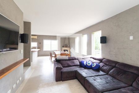 Sala de casa de condomínio para alugar com 4 quartos, 460m² em Recantinho, Carapicuíba