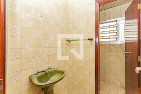 Lavabo de casa para alugar com 4 quartos, 322m² em Vila Santo Estefano, São Paulo