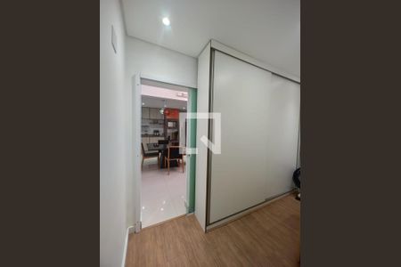 Quarto de apartamento à venda com 3 quartos, 78m² em Vila Marina, Santo André