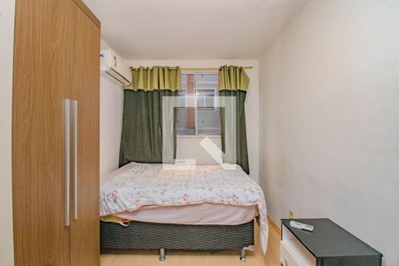 Suíte de apartamento para alugar com 2 quartos, 48m² em Costa E Silva, Porto Alegre