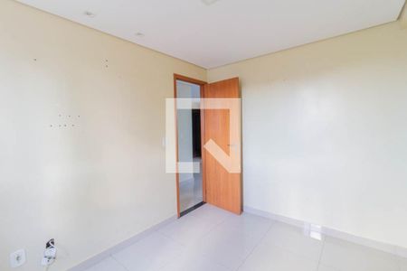 Quarto 1 de apartamento para alugar com 2 quartos, 47m² em Samambaia Sul, Brasília