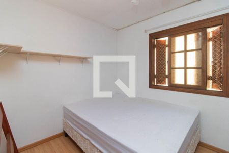 Quarto 2 de casa de condomínio para alugar com 2 quartos, 58m² em Camaquã, Porto Alegre