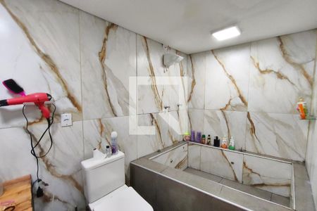 Banheiro Suíte de casa à venda com 3 quartos, 245m² em Conjunto Habitacional Padre Anchieta, Campinas