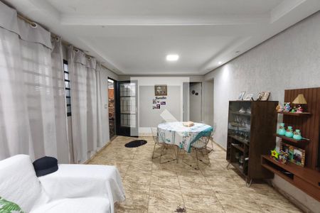 Sala de casa à venda com 3 quartos, 245m² em Conjunto Habitacional Padre Anchieta, Campinas