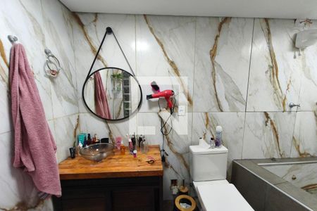 Banheiro Suíte de casa à venda com 3 quartos, 245m² em Conjunto Habitacional Padre Anchieta, Campinas