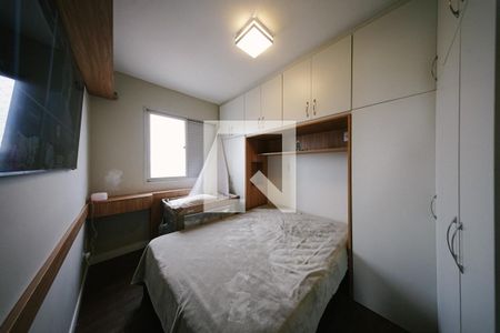 Quarto 1 de apartamento para alugar com 2 quartos, 56m² em Vila Santana, São Paulo