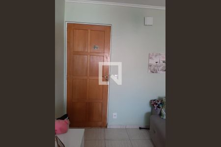 Sala de apartamento à venda com 2 quartos, 54m² em Parque Pinheiros, Taboão da Serra