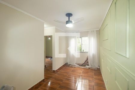 Sala de apartamento para alugar com 2 quartos, 52m² em Cosmos, Rio de Janeiro