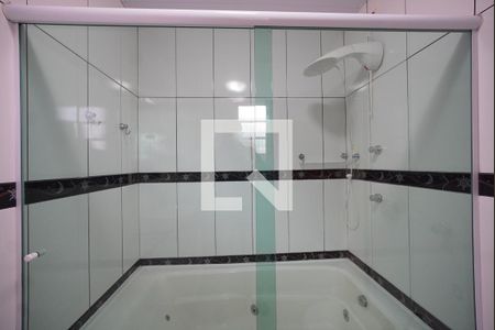 Banheiro de kitnet/studio para alugar com 1 quarto, 30m² em Saco Grande, Florianópolis