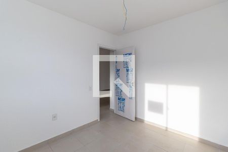 Quarto 2 de apartamento para alugar com 2 quartos, 42m² em Centro, Ribeirão das Neves