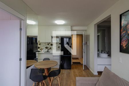Sala/Cozinha/Área de Serviço de apartamento à venda com 2 quartos, 36m² em Cidade Nova São Miguel, São Paulo