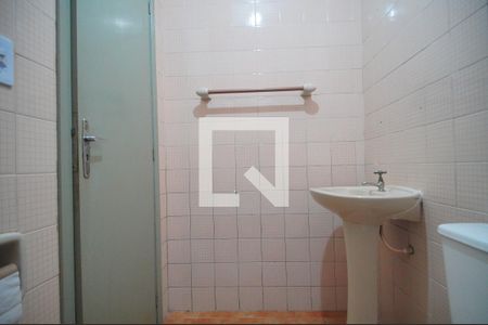 Banheiro de apartamento para alugar com 1 quarto, 35m² em Rondônia, Novo Hamburgo