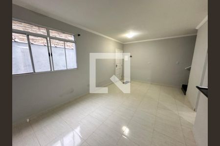 Casa para alugar com 3 quartos, 106m² em Vila Voturuá, São Vicente