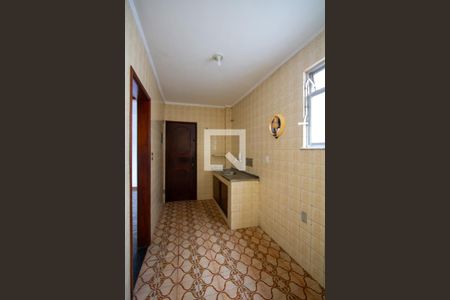 Cozinha de apartamento para alugar com 2 quartos, 50m² em Rocha, São Gonçalo