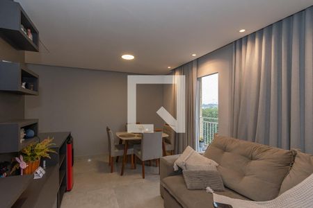 Sala de Estar/Jantar  de apartamento para alugar com 3 quartos, 66m² em Parque Euclides Miranda, Sumaré