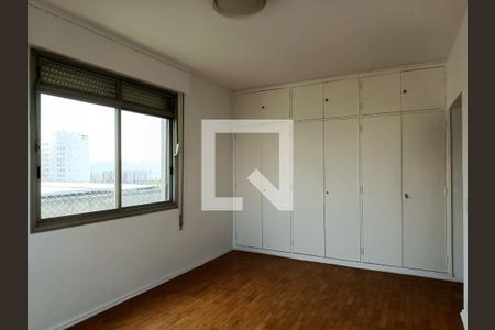 Suíte de apartamento para alugar com 3 quartos, 148m² em Jardim Europa, São Paulo