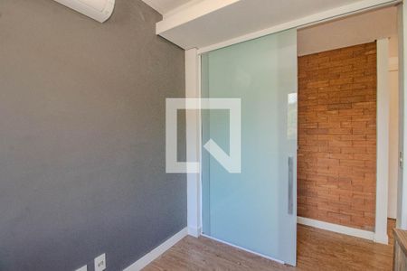 Quarto 1 de apartamento para alugar com 2 quartos, 60m² em Morro Santana, Porto Alegre