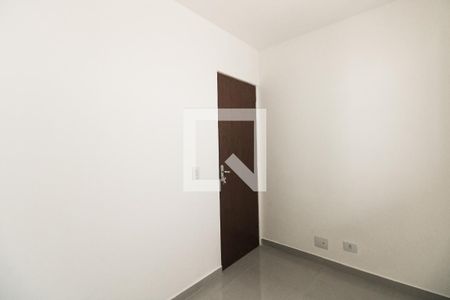 Quarto 2 de apartamento para alugar com 2 quartos, 48m² em Penha de França, São Paulo
