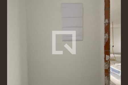 Banheiro de apartamento à venda com 3 quartos, 87m² em Umuarama, Osasco