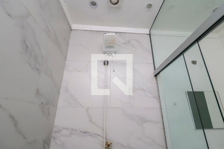 Banheiro da Suíte 1 de casa para alugar com 2 quartos, 100m² em Parada Xv de Novembro, São Paulo