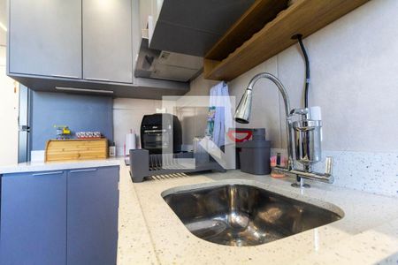 Sala, Cozinha e Área de Serviço de apartamento para alugar com 1 quarto, 25m² em Jardim America da Penha, São Paulo