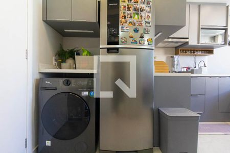 Sala, Cozinha e Área de Serviço de apartamento para alugar com 1 quarto, 25m² em Jardim America da Penha, São Paulo
