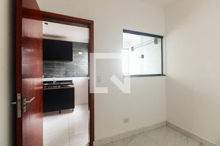 Quarto 2 de apartamento para alugar com 2 quartos, 38m² em Vila Carrão, São Paulo