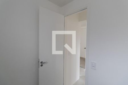 Banheiro de apartamento à venda com 2 quartos, 40m² em Vila Mazzei, São Paulo