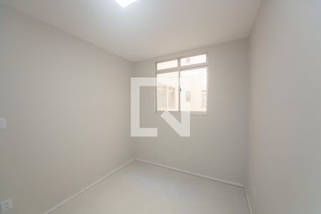quarto 1 de apartamento para alugar com 3 quartos, 80m² em Buritis, Belo Horizonte