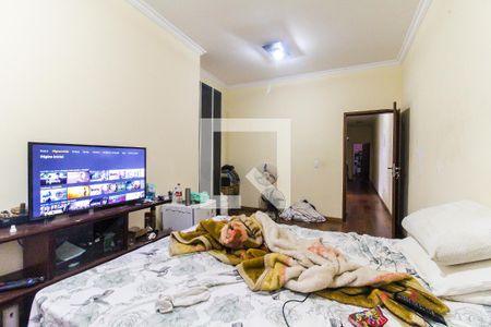 Suíte de casa para alugar com 3 quartos, 336m² em Itaim Paulista, São Paulo