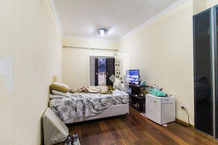 Suíte de casa para alugar com 3 quartos, 336m² em Itaim Paulista, São Paulo