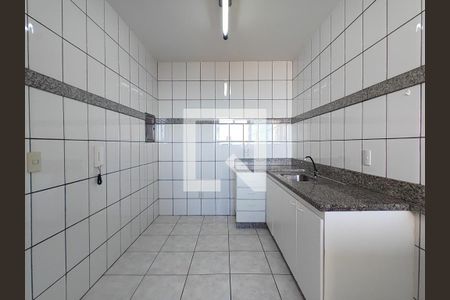 Cozinha de apartamento para alugar com 3 quartos, 90m² em Planalto, Uberlândia