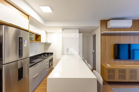Cozinha de apartamento à venda com 1 quarto, 45m² em Indianópolis, São Paulo
