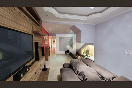 Sala de casa de condomínio para alugar com 4 quartos, 280m² em Jardim Serra Dourada, Itaquaquecetuba