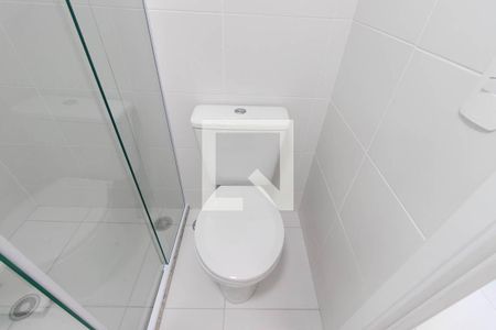 Banheiro de apartamento para alugar com 1 quarto, 40m² em Vila Gustavo, São Paulo