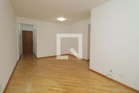 Sala de apartamento para alugar com 3 quartos, 79m² em Aclimação, São Paulo