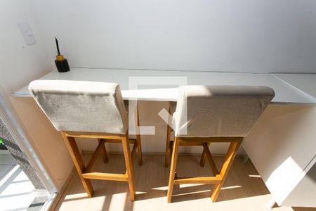 Sala - Mesa e Cadeirad de kitnet/studio para alugar com 1 quarto, 28m² em Tatuapé, São Paulo