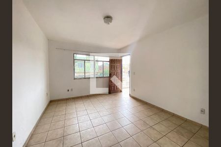 Apartamento para alugar com 2 quartos, 60m² em Cascadura, Rio de Janeiro