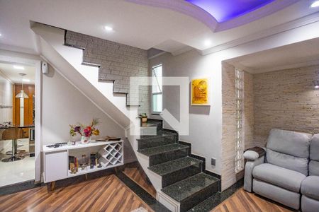 Sala  de casa para alugar com 2 quartos, 250m² em Taboão, Diadema