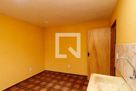 Cozinha e Área de Serviço de casa para alugar com 1 quarto, 35m² em Jardim Julieta, São Paulo