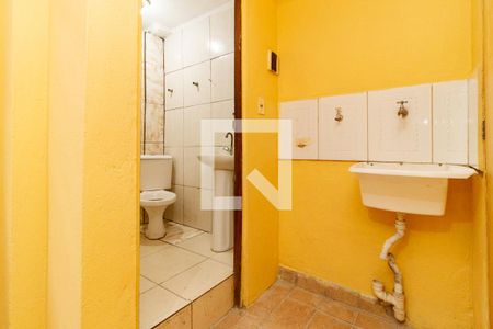 Cozinha e Área de Serviço de casa para alugar com 1 quarto, 35m² em Jardim Julieta, São Paulo