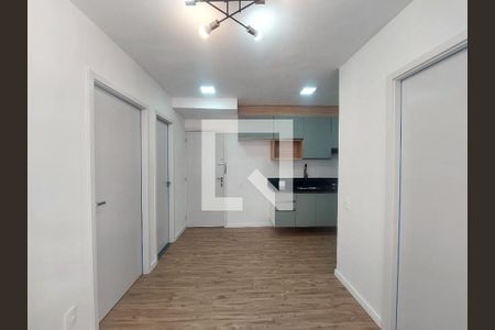 Sala de apartamento para alugar com 2 quartos, 34m² em Veleiros, São Paulo