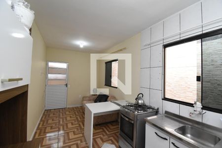 Sala/Cozinha de casa para alugar com 2 quartos, 80m² em Capão da Imbuia, Pinhais