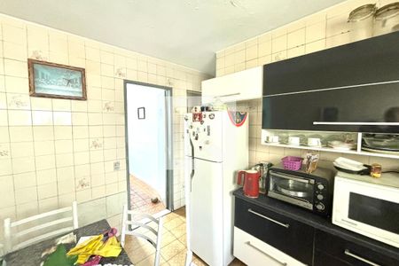 Cozinha de apartamento à venda com 2 quartos, 48m² em Conjunto Habitacional Padre Manoel da Nobrega, São Paulo