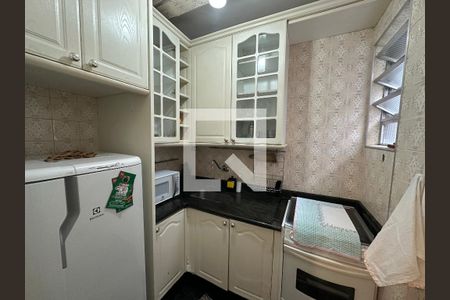 Cozinha de apartamento para alugar com 1 quarto, 47m² em Itararé, São Vicente