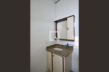 Banheiro de casa para alugar com 2 quartos, 70m² em Vila Andrade, São Paulo