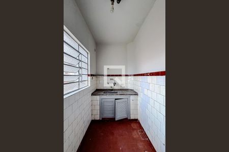 Cozinha de casa para alugar com 1 quarto, 90m² em Pari, São Paulo
